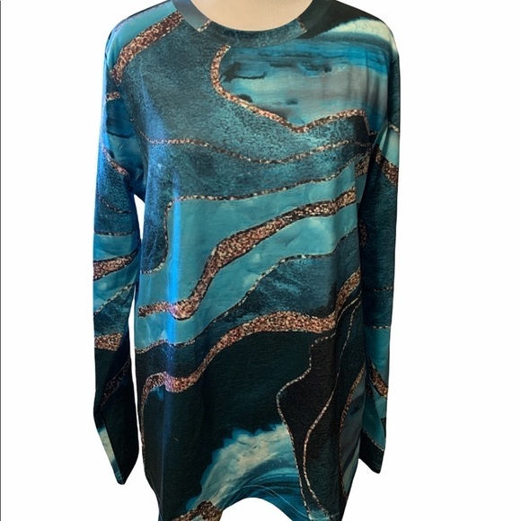 Shades of the ocean long sleeve tshirt, medium - Picture 1 of 10